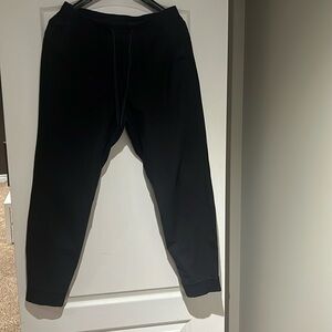 Lilulemon ABC joggers. Mens black large.